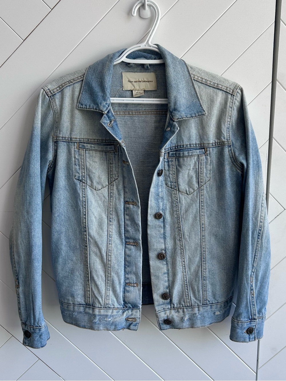 Women’s Anthropologie Pilcro and the Letterpress Light wash Denim trucker Jacket